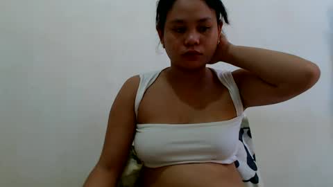 Snapshot of petty_yumii chatting on 06-17-26, 03:31 petty_yumii online show from 06-17-26, 03:31