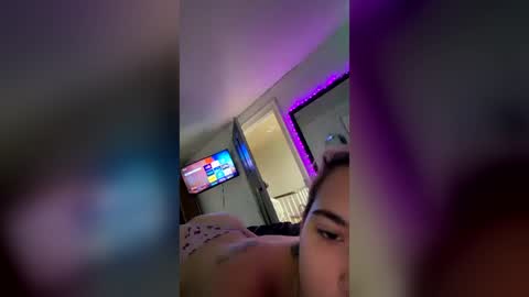 peytie0612 online show from 06-27-26, 07:41