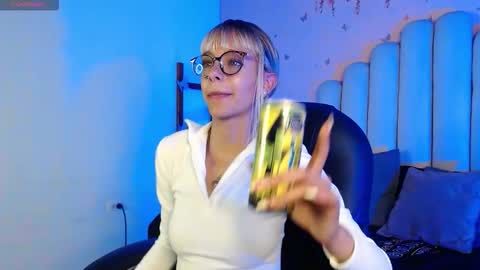 Peyton online show from 09-17-25, 04:47