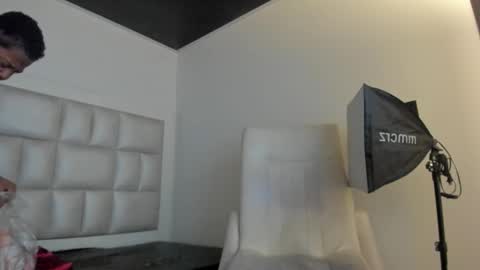 peyton_wat20 online show from 09-19-25, 12:06