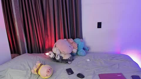 Snapshot of peyton_ws chatting on 12-03-25, 01:57 Peyton online show from 12-03-25, 01:57