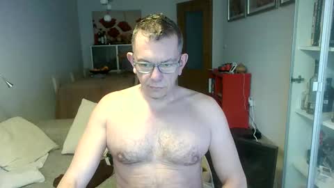 Snapshot of pg19clp4191zm chatting on 01-17-26, 07:57 Alex online show from 01-17-26, 07:57