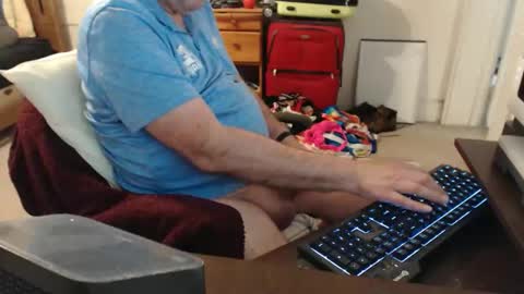 Snapshot of pghhorny2 chatting on 04-28-26, 08:03 pghhorny2 online show from 04-28-26, 08:03