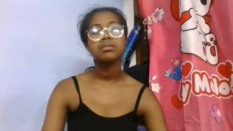 phania185885 online show from 06-09-26, 05:19