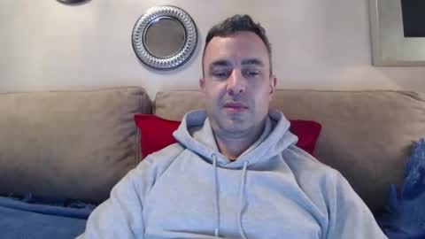 Snapshot of phantasie31 chatting on 02-02-26, 05:11 phantasie31 online show from 02-02-26, 05:11