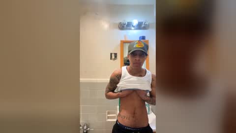 Snapshot of phat_ftm_klit87 chatting on 03-13-26, 10:49 phat_ftm_klit87 online show from 03-13-26, 10:49