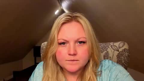 PhatAssBlond online show from 05-22-26, 10:04