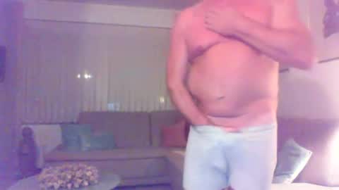 Phil online show from 11-21-25, 11:36