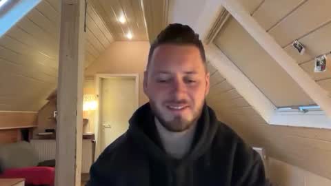 Snapshot of philboh94 chatting on 02-02-26, 11:09 Ben 1995 online show from 02-02-26, 11:09