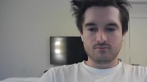 PhilipBorison online show from 12-18-25, 04:40