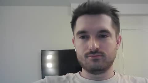 Snapshot of philborison chatting on 12-23-25, 04:32 PhilipBorison online show from 12-23-25, 04:32