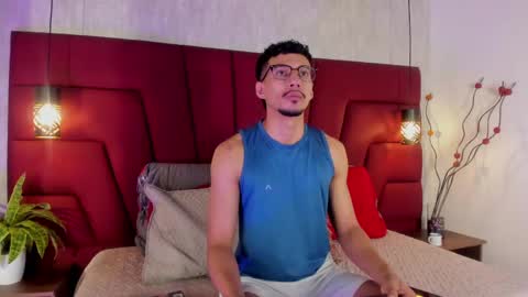 Milo online show from 05-19-26, 11:38