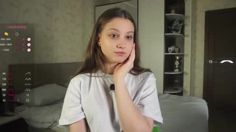 Bella online show from 02-18-25, 05:53