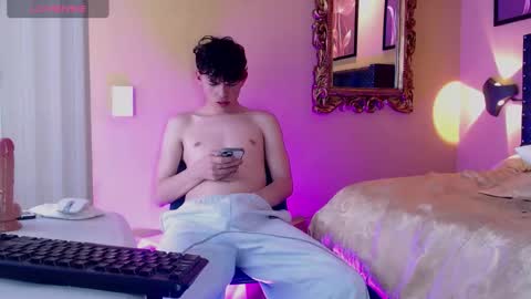 PHILLIP online show from 03-26-26, 08:47