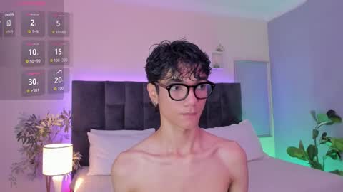 Snapshot of phillicious_ chatting on 12-14-25, 12:16 Phillip online show from 12-14-25, 12:16