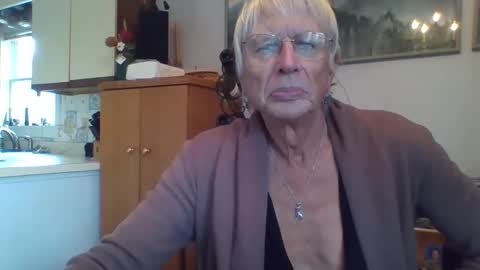 Snapshot of phillipa1023 chatting on 11-13-25, 02:16 phillipa online show from 11-13-25, 02:16