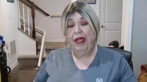 Snapshot of phillyguy195601 chatting on 09-14-25, 04:11 Geri online show from 09-14-25, 04:11