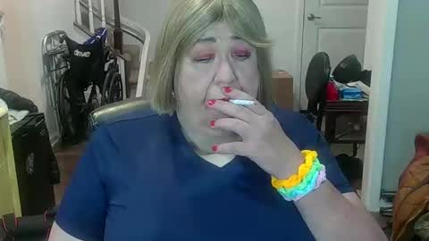 Snapshot of phillyguy195601 chatting on 10-23-25, 02:22 Geri online show from 10-23-25, 02:22