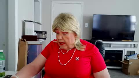 Geri online show from 04-08-26, 05:46