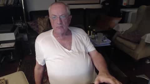 Philippe online show from 04-21-26, 10:45