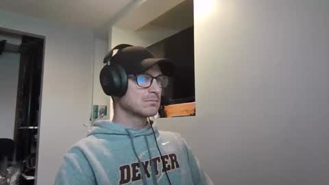 phnxrisen7811 online show from 04-21-26, 08:55