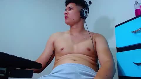 AdnierGnz online show from 02-28-25, 05:48