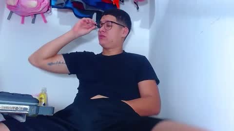 AdnierGnz online show from 09-27-25, 09:58