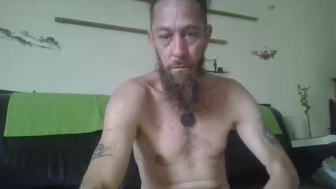 Snapshot of phorceofzen chatting on 04-25-26, 01:14 phorceofzen online show from 04-25-26, 01:14