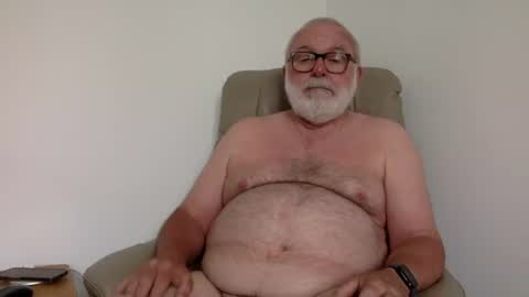 Snapshot of phozzagain chatting on 06-29-26, 03:23 phozzagain online show from 06-29-26, 03:23