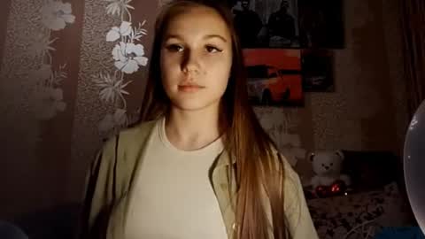 Chloe online show from 01-18-26, 02:54