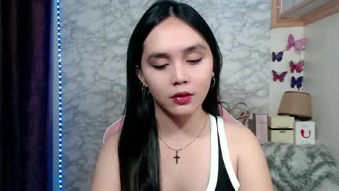 Snapshot of pia_intownx chatting on 07-04-26, 11:38 Ms Pia online show from 07-04-26, 11:38