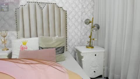    online show from 12-21-24, 11:44