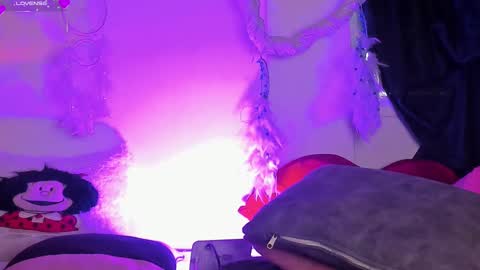 Snapshot of piafisher_ chatting on 02-18-25, 01:55 PIA FISHER online show from 02-18-25, 01:55