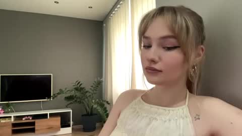 Kristie online show from 06-26-26, 02:05