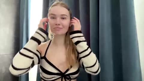 Kristie online show from 07-15-26, 07:13