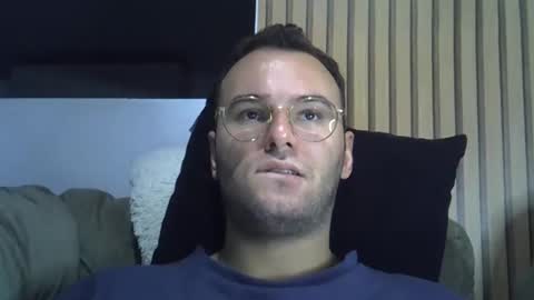 Snapshot of piazaocwbbb chatting on 12-18-25, 01:33 piazaocwbbb online show from 12-18-25, 01:33