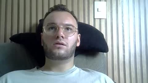 Snapshot of piazaocwbbb chatting on 12-22-25, 04:04 piazaocwbbb online show from 12-22-25, 04:04