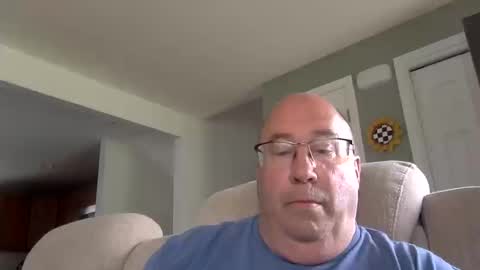 Snapshot of pickme11113 chatting on 10-13-25, 04:29 pickme11113 online show from 10-13-25, 04:29