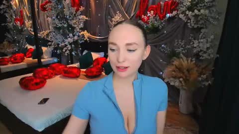 Emelie online show from 02-21-25, 11:10