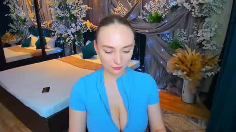 Emelie online show from 02-28-25, 08:28