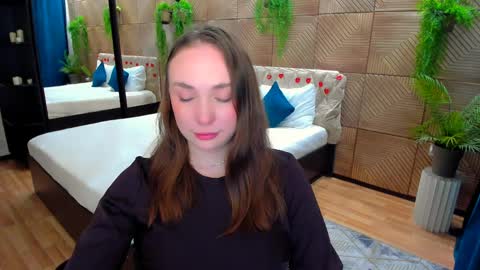 Emelie online show from 04-09-26, 04:23