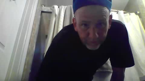 pierce702420 online show from 04-05-26, 11:46