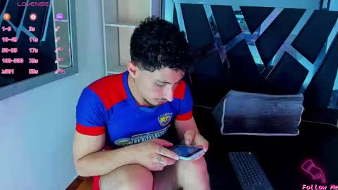 Snapshot of piggy_eddy chatting on 09-30-25, 03:55 Eddy Brock... Its a pleasure to talk to... online show from 09-30-25, 03:55