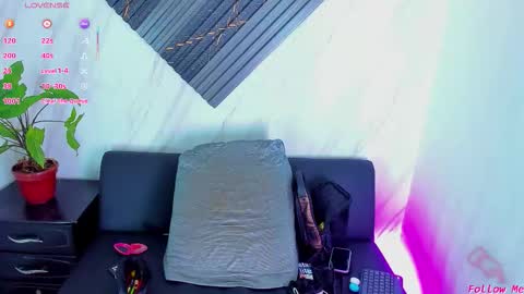 Snapshot of piggy_eddy chatting on 11-25-25, 10:43 Eddy Brock... Its a pleasure to talk to... online show from 11-25-25, 10:43