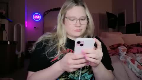 Piggy Rose online show from 03-25-26, 01:22