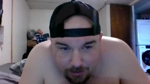 Snapshot of pika05777 chatting on 05-25-26, 08:04 pika05777 online show from 05-25-26, 08:04