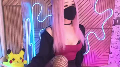 Snapshot of pika_pikaa chatting on 06-21-26, 01:30 Sonya online show from 06-21-26, 01:30