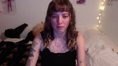 ill be back on monday 18th of november online show from 02-04-25, 03:00