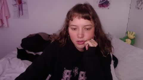 ill be back on monday 18th of november online show from 02-12-25, 08:50