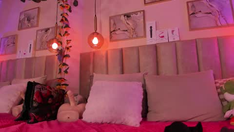 Snapshot of pikayle chatting on 01-06-26, 09:50 PIKAYLE online show from 01-06-26, 09:50